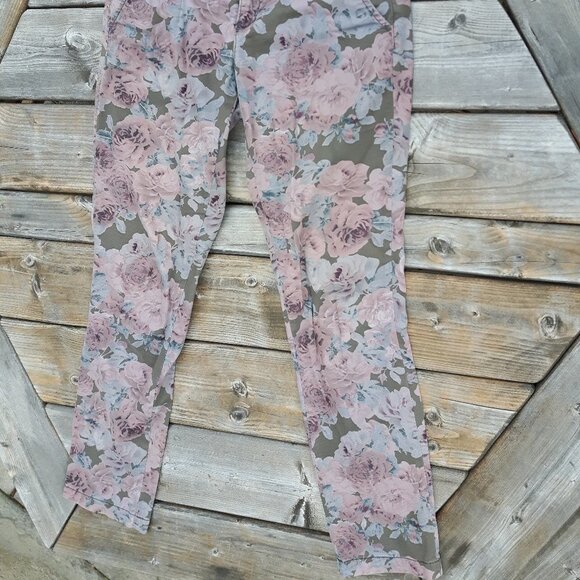 Pilcro and the Letterpress Size 26 Fit Hyphen - Picture 8 of 9